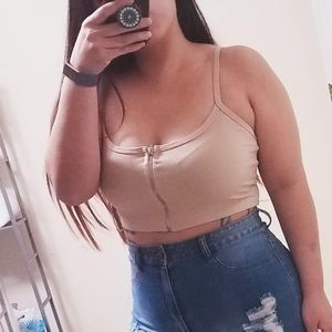 NWOT Nude Tan O-Ring Zipper Ribbed Crop Top Medium